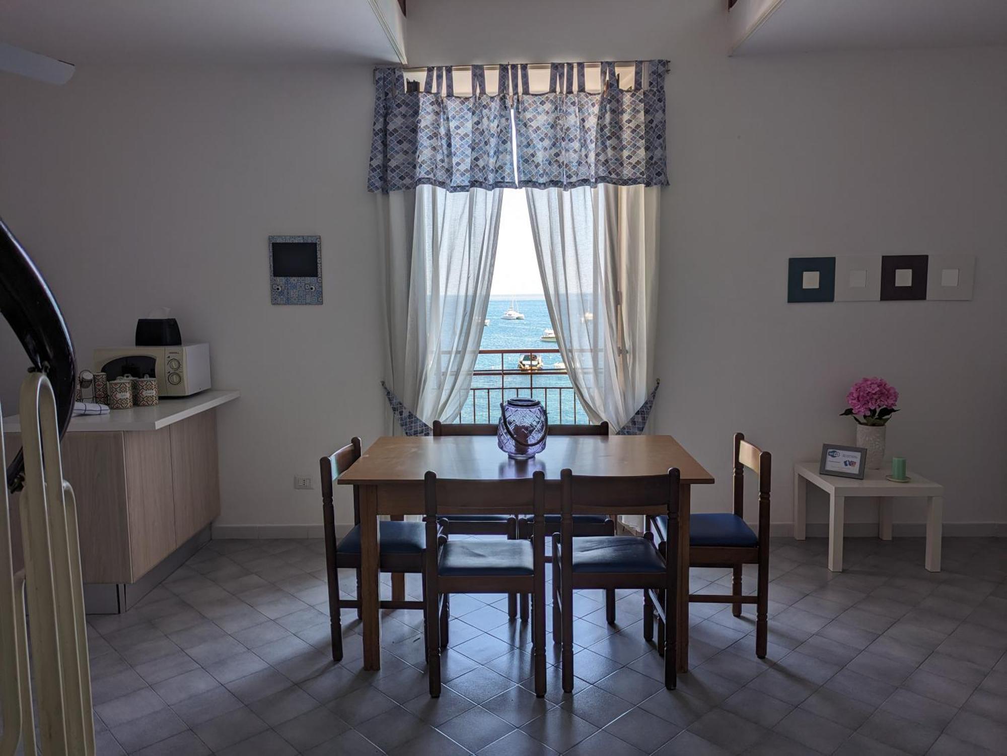Mimi Sul Mare Apartment Massa Lubrense Ruang foto